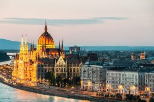 hungary-danube-budapest-river-parliament-palace